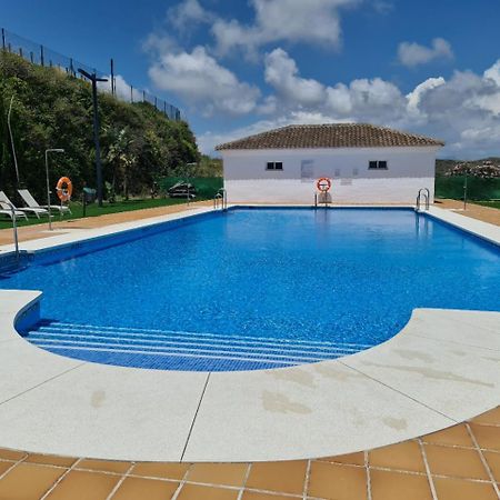 Seaside Serenity - Stylish Apartment With Spectacular Views Manilva Exterior photo